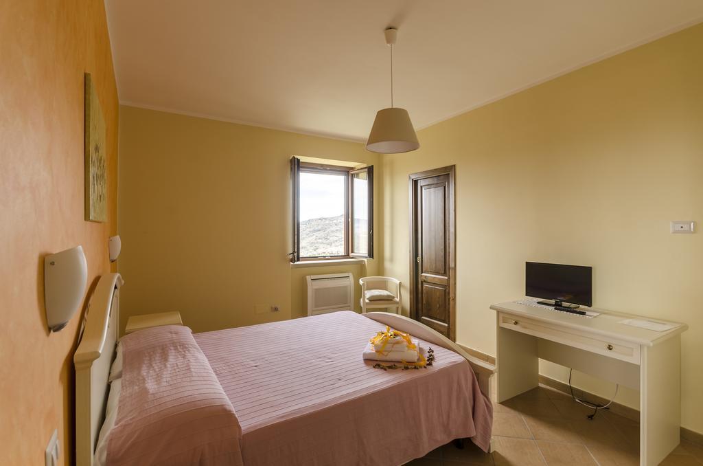 Al Casale Dei Nonni Bed & Breakfast Laureana Cilento Exterior photo